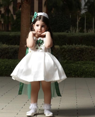 فستان اليوم الوطني الابيض