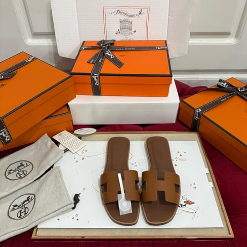 Oran sandal