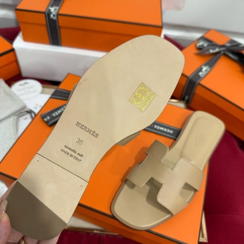 Oran Sandal