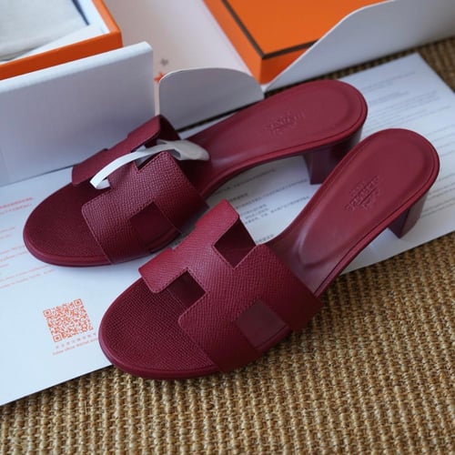 Oasis sandal