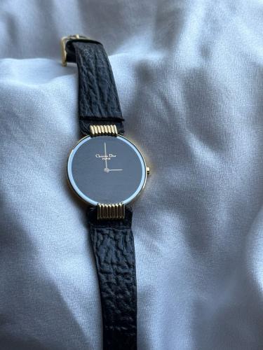 ساعة ديور black moon