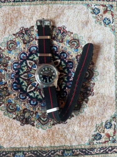 ساعة - وست اند تعبئة