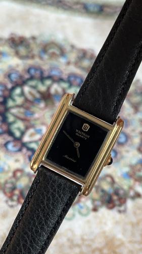 ساعة والثم - نسائي