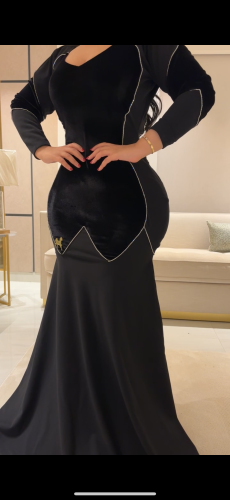 فستان سترتش كريب مع مخمل