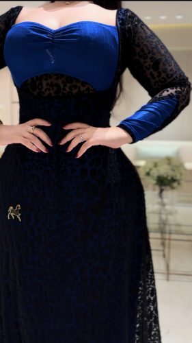 فستان سترتش مع تل مخمل