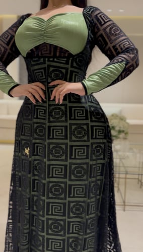 فستان سترتش مع تل مخمل