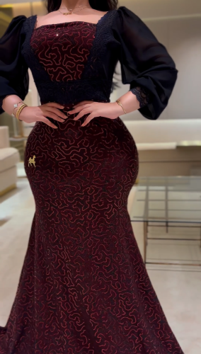 فستان سترتش كريشه اللون عنابي