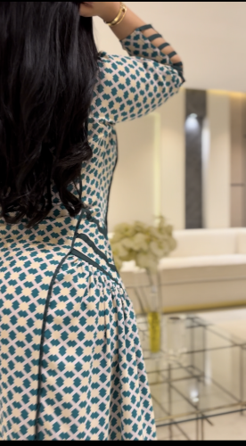 جلابيه قماش سي واي