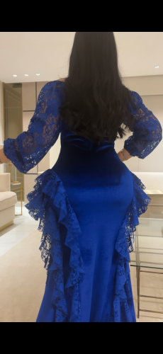 فستان مخمل سترتش مع دانتيل