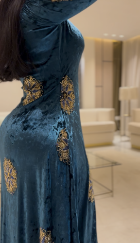 فستان مخمل سترتش شك