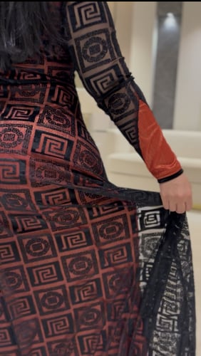 فستان سترتش مع تل مخمل