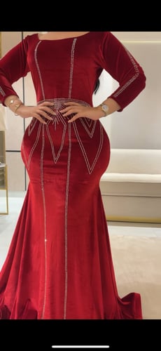 فستان مخمل سترتش بكرستال