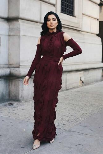 فستان عنابي أنيق