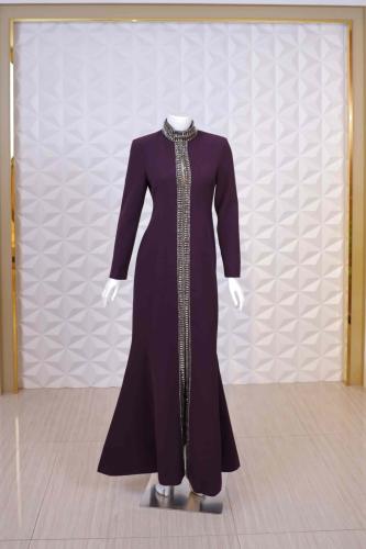 فستان عنابي شك