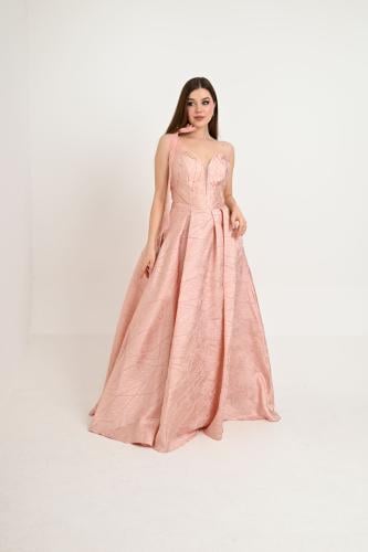 فستان سهرة وردي طويل