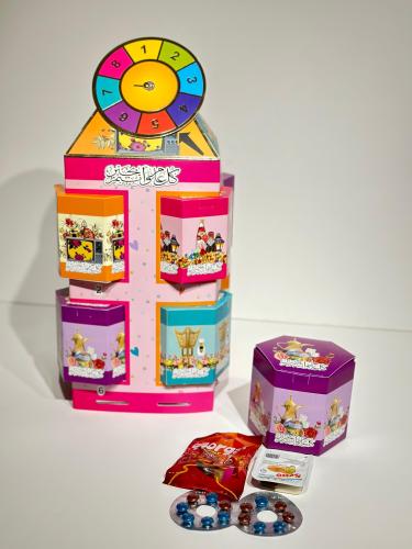 قلعة توزيعات العيد للأطفال