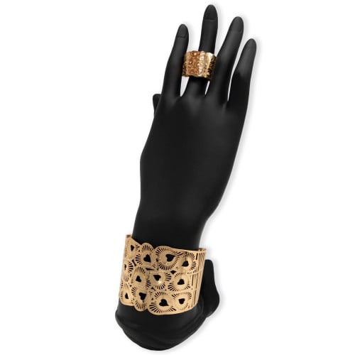 سواره وخاتم