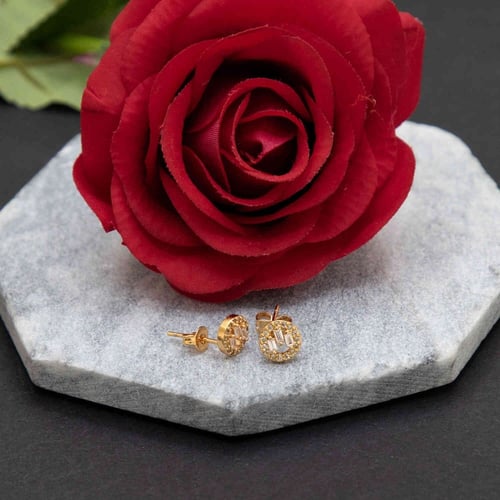 طقم اطفال ذهبي