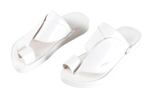 حذاء شرقي جلد ناعم ابيض