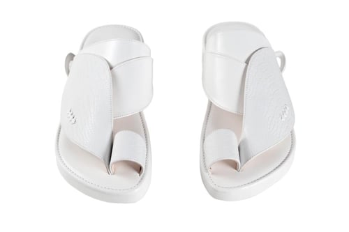 حذاء شرقي نقشة جلد التمساح ابيض