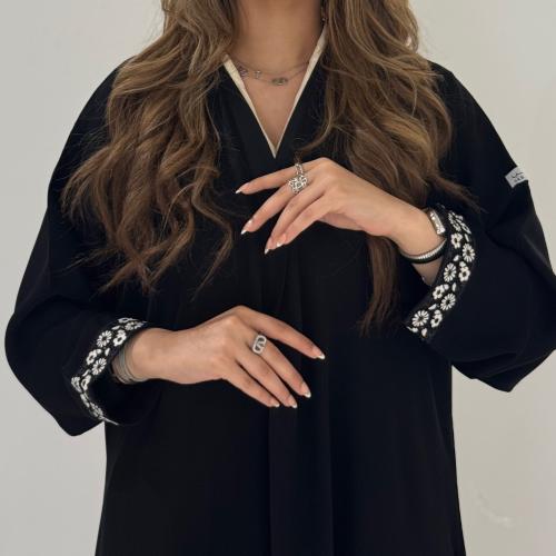 إنترنت مع أكمام أسواره ابيض