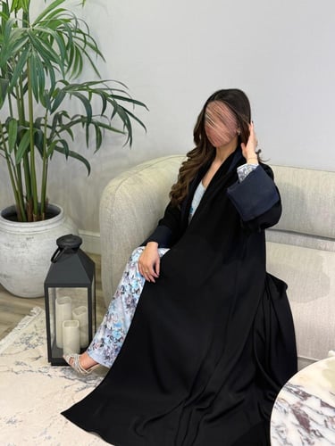 إنترنت مع أكمام سواره جاكار كحلي