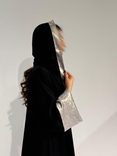 إنترنت مع أكمام سواره رمادي