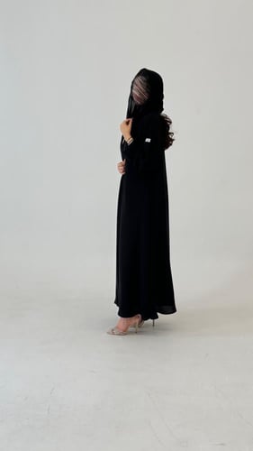نواعم ساده أكمام ضيقه