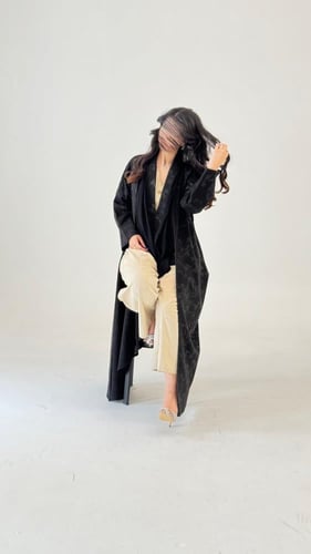 كتان مطبوع مشجر اكمام ضيقه