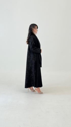 كتان مطبوع مشجر اكمام ضيقه