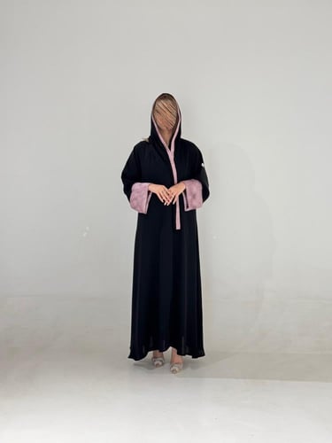 إنترنت مع أكمام سواره وردي