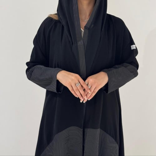 سيراميك مع جاكار