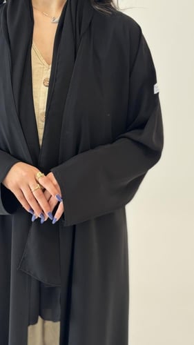 نواعم ساده أكمام ضيقه
