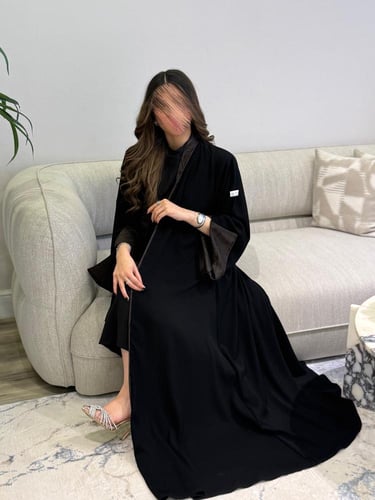 ملكي مع أكمام سواره جاكار بني