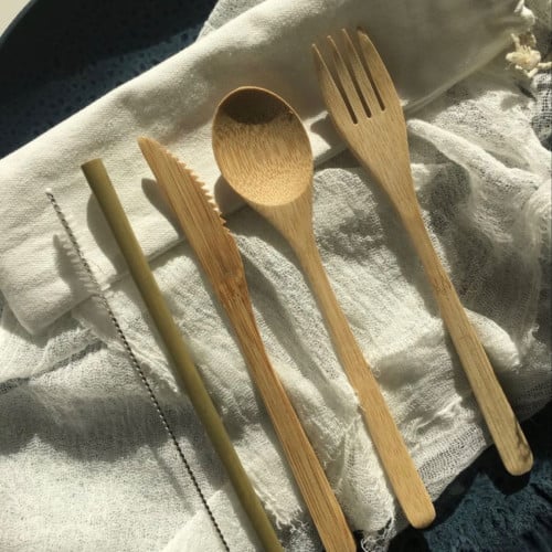 أدوات طعام بامبو صديقة للبيئة