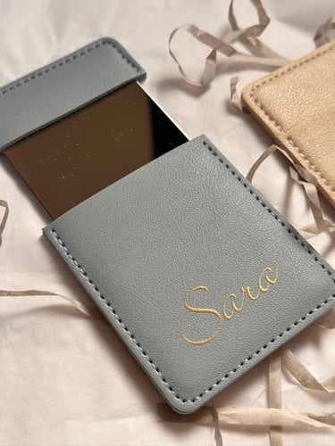 مراية جيب بالأسم