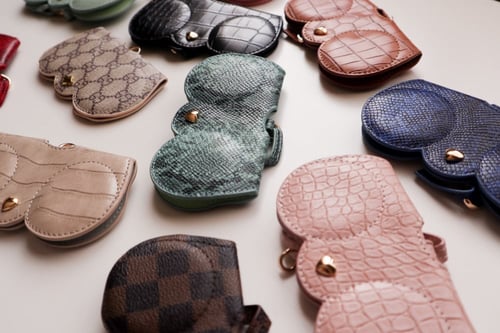 حافظة نظارة✨