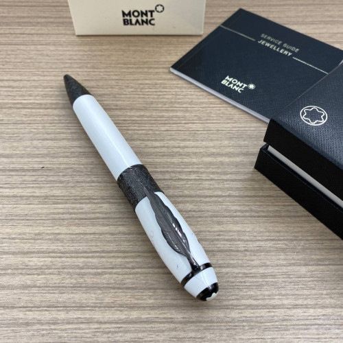 قلم ماركة مونت بلانك