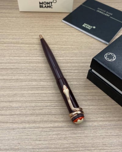 قلم ماركة مونت بلانك