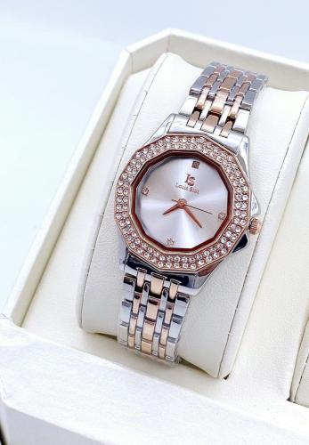 ساعة ماركة لويس