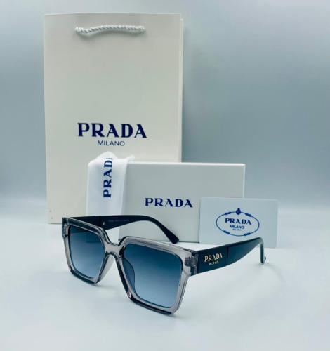 نظارة ماركة برادا بتصميم برادا عدسات سوداء