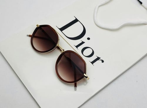 نظارة ماركة ديور بني