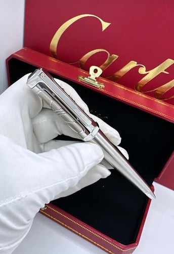 قلم ماركة كارتير تصميم سانتوس