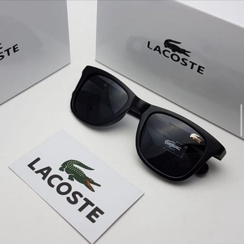 نظارة ماركة لاكوست