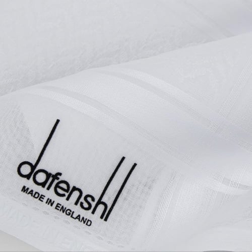 شماغ ديفنشي الانجليزي ابيض