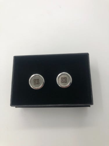 كبك جيفنشي فضي 2023