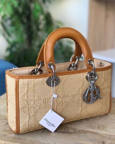 شنطة نسائية Christian Dior-N1