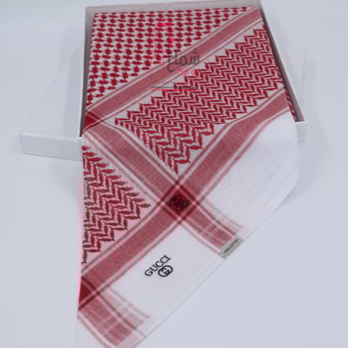 عرض (شماغ جيفنشي شبابي + شماغ قوتشي كلاسيك)