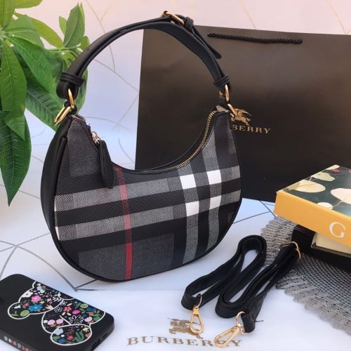 شنطة نسائية بيو بيري اسود