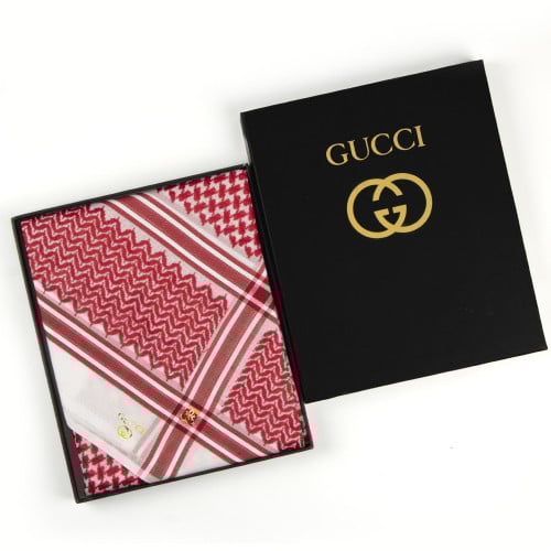 شماغ قوتشي كاجول الذهبي2022